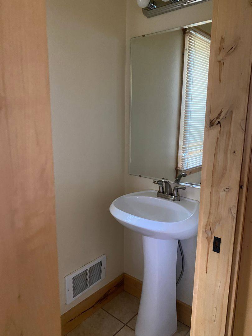 House for rent at 823 Eagles Rest Dr, Driggs, ID 83422