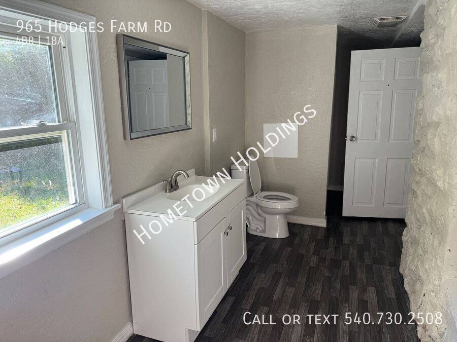 House for rent at 965 Hodges Farm Rd, Martinsville, VA 24112