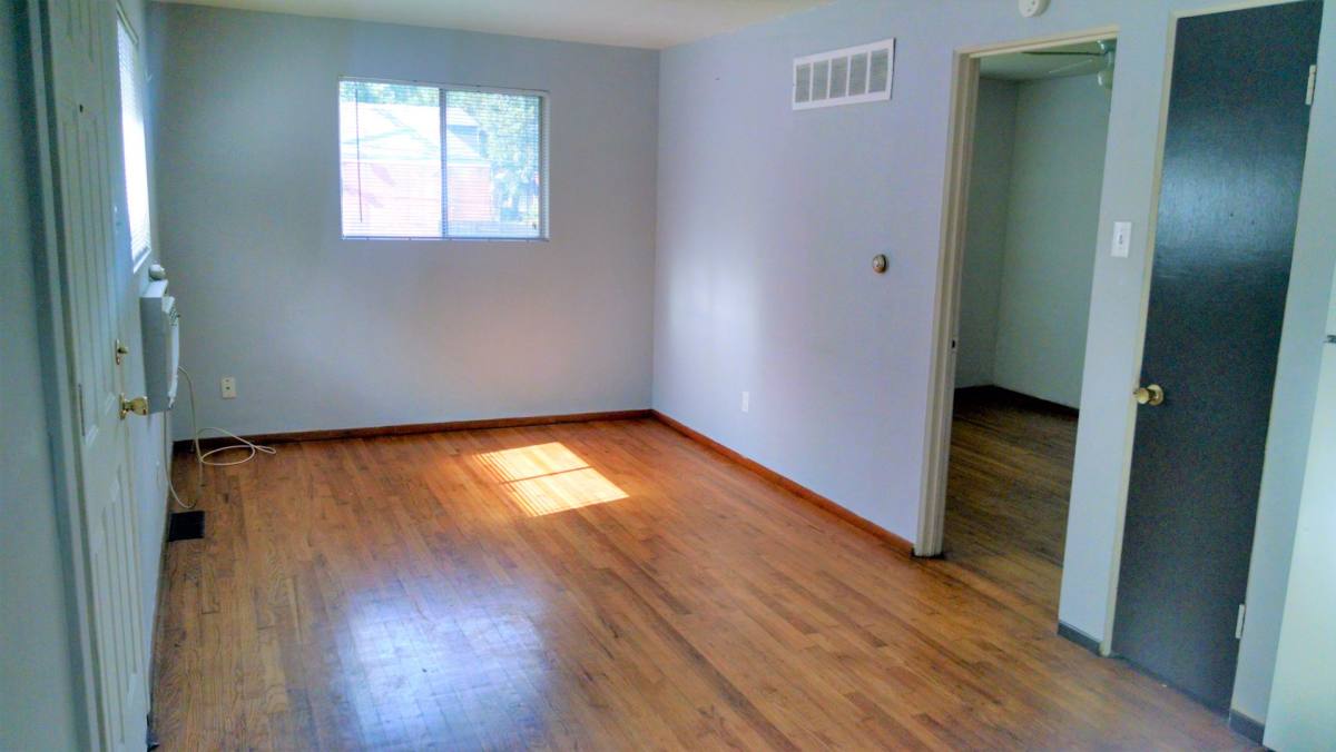 Apartment for rent at 4363 Laclede Ave, Saint Louis, MO 63108