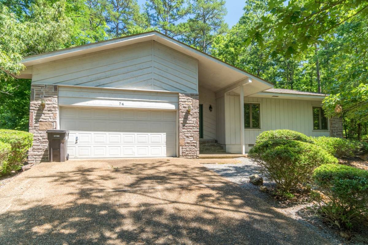 House for rent at 74 Murillo Way, Hot Springs Village, AR 71909