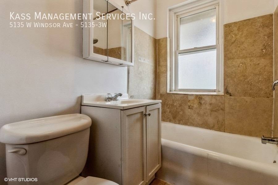 Apartment for rent at 5135 W Windsor Ave #3W, Chicago, IL 60630