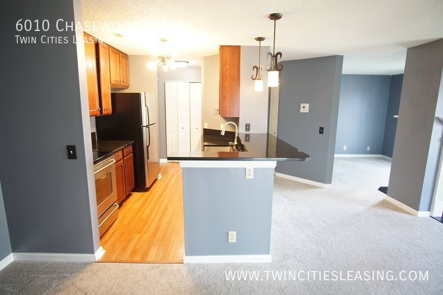 Condo for rent at 6010 Chasewood #206, Hopkins, MN 55343
