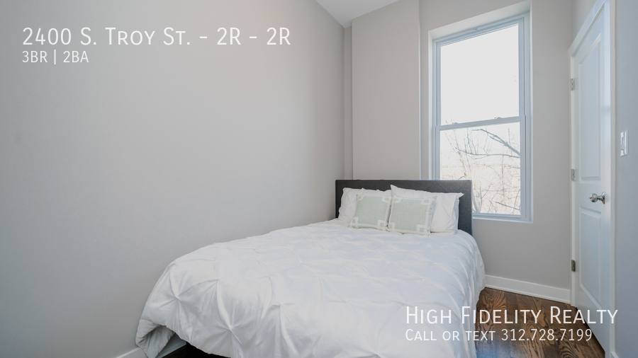 Condo for rent at 2400 S Troy St #2R, Chicago, IL 60623