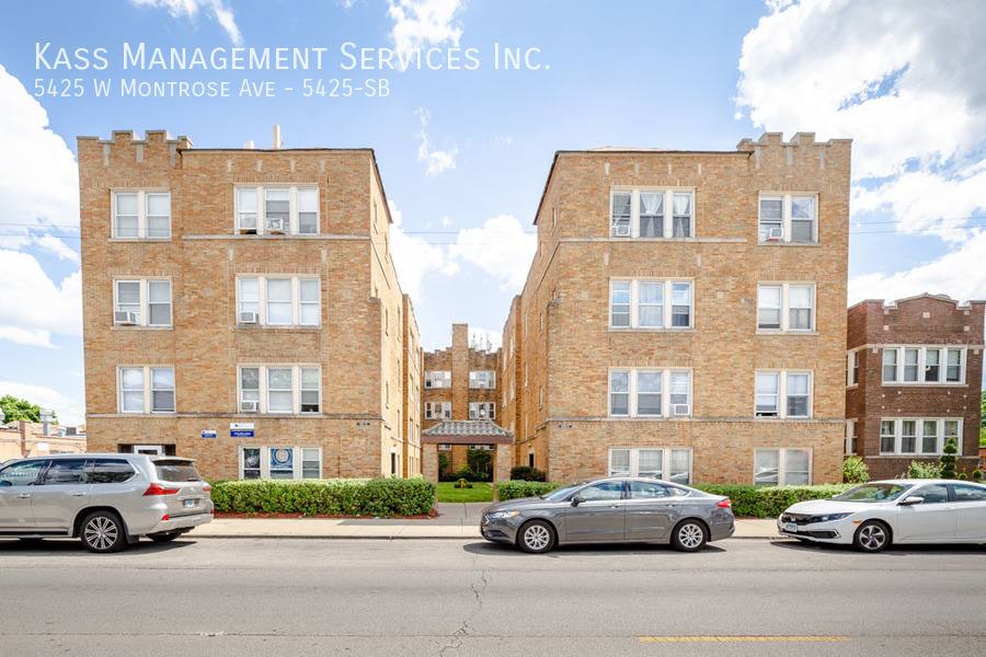 Apartment for rent at 5425 W Montrose Ave #SB, Chicago, IL 60641