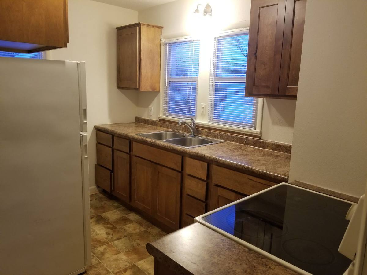 House for rent at 1516 Irvine Ave NW, Bemidji, MN 56601