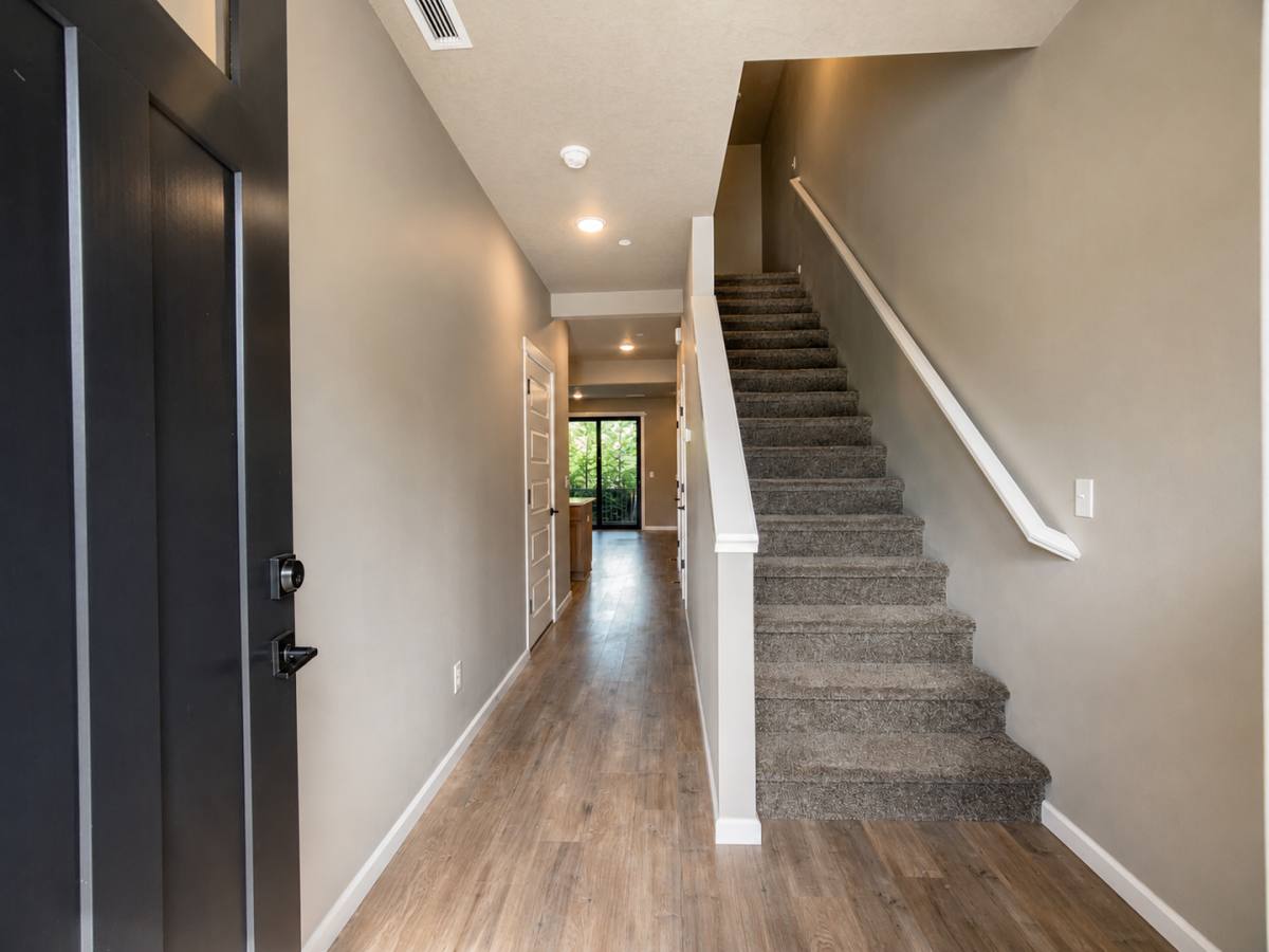 Townhouse for rent at 13121 NE 71st Place, Vancouver, WA 98686