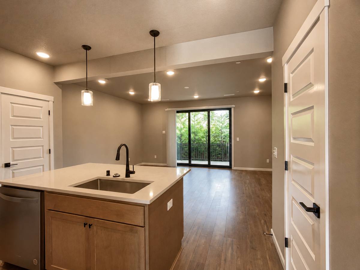 Townhouse for rent at 13121 NE 71st Place, Vancouver, WA 98686