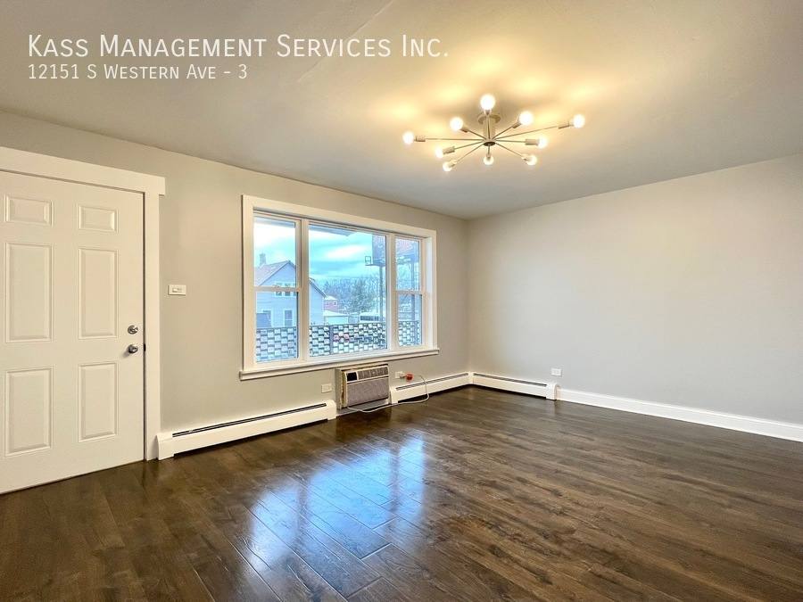 Apartment for rent at 12151 S Western Ave #3, Blue Island, IL 60406