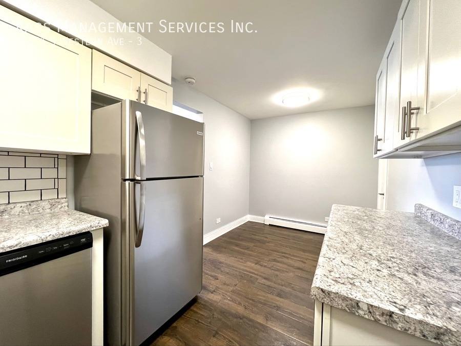 Apartment for rent at 12151 S Western Ave #3, Blue Island, IL 60406