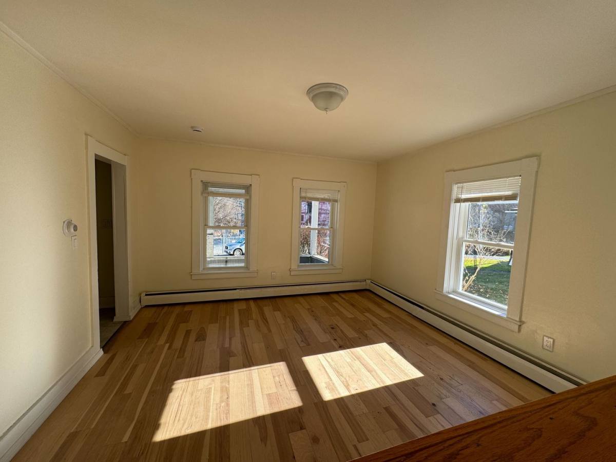 Apartment for rent at 21-23 Maple St, Windsor, VT 05089
