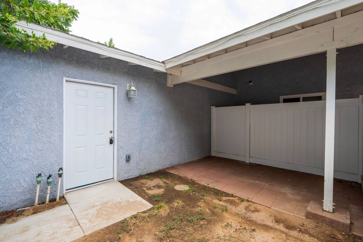 Apartment for rent at 47 N Michigan St, Redlands, CA 92373