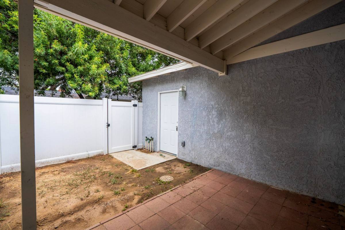 Apartment for rent at 47 N Michigan St, Redlands, CA 92373