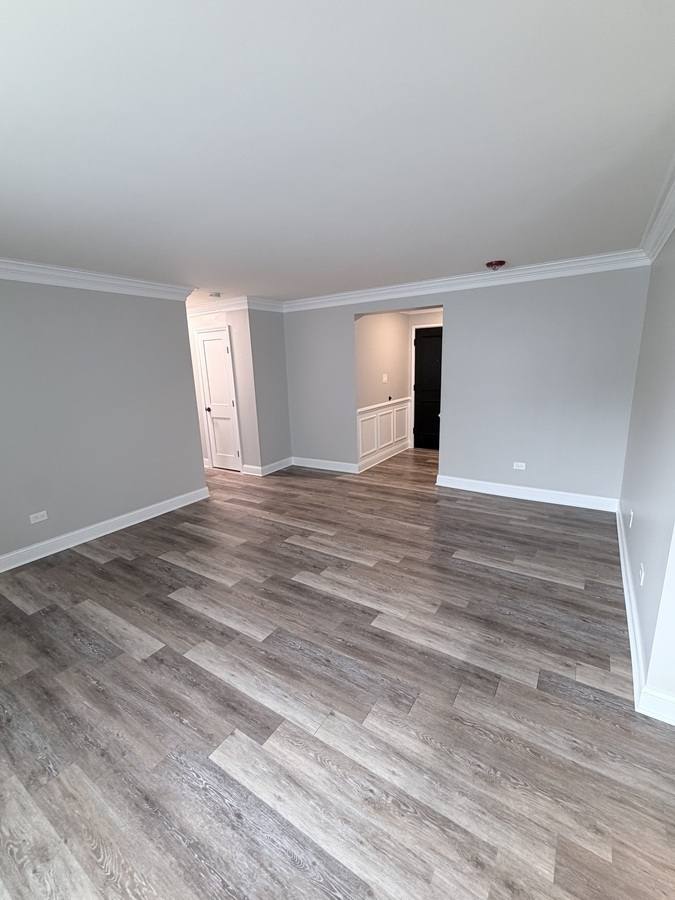 Apartment for rent at 5118 Fairview Ave #201, Downers Grove, IL 60515