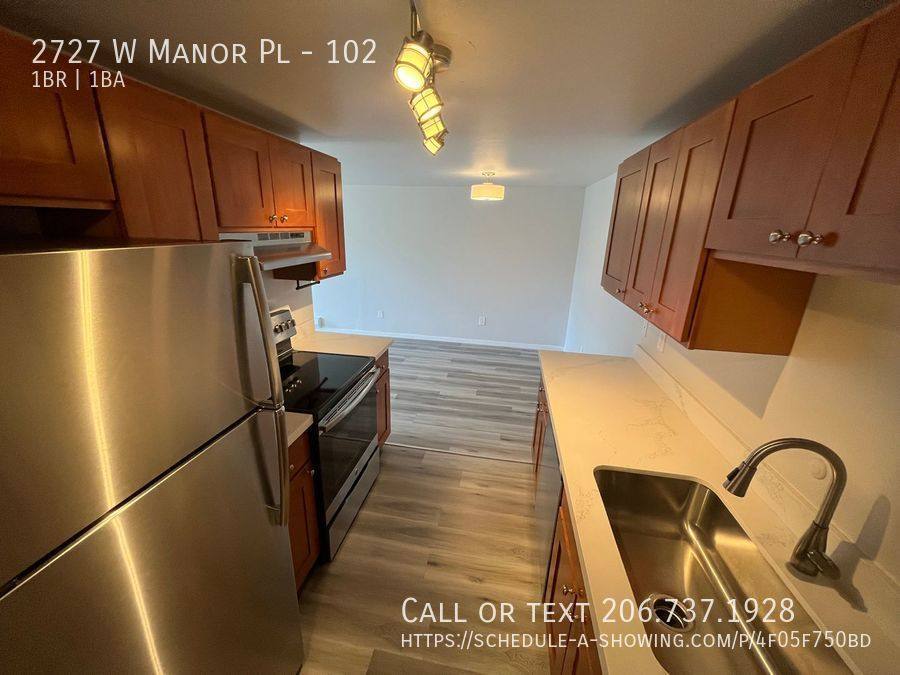 Apartment for rent at 2727 W Manor Place #102, Seattle, WA 98199