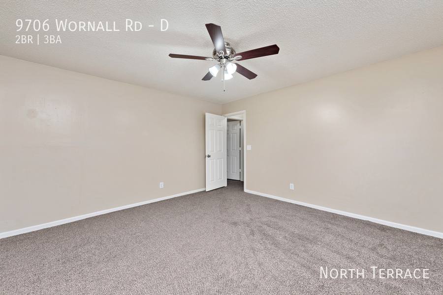 Townhouse for rent at 9706 Wornall Rd #D, Kansas City, MO 64114