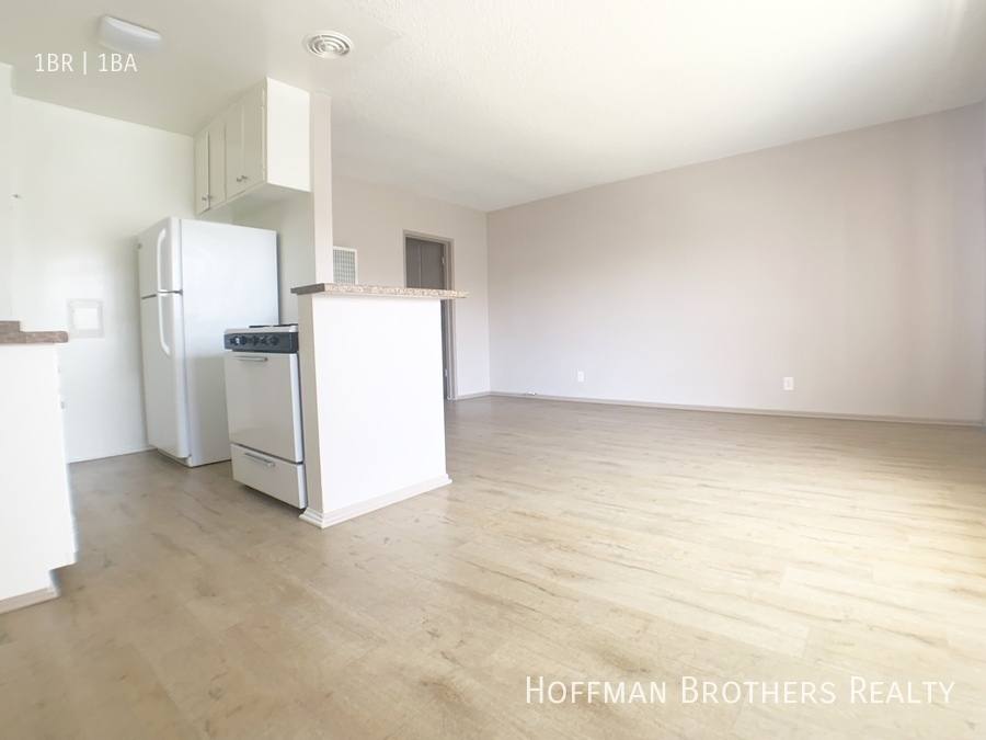 Apartment for rent at 12620 Caswell Ave #4, Los Angeles, CA 90066