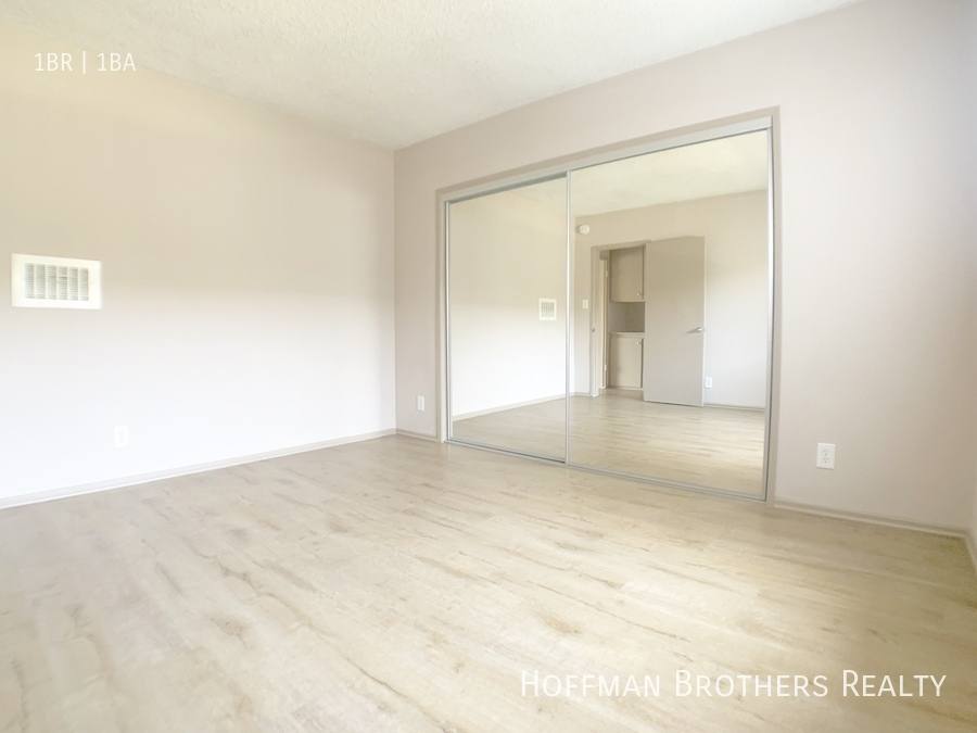 Apartment for rent at 12620 Caswell Ave #4, Los Angeles, CA 90066