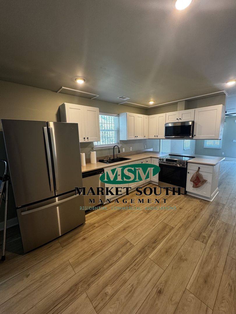House for rent at 1011 W 40th St, Savannah, GA 31415