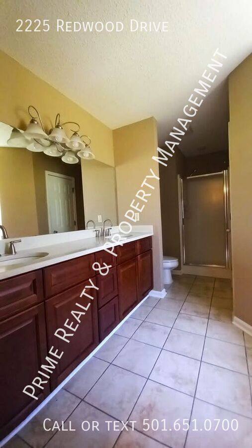 House for rent at 2225 Redwood Dr, Benton, AR 72015