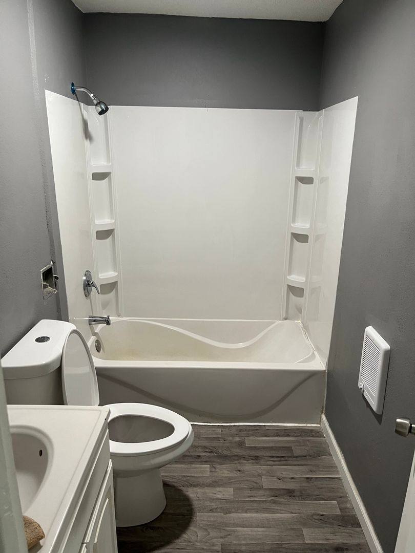 Apartment for rent at 453 E Walnut St, Frankfort, IN 46041
