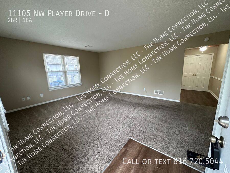 Townhouse for rent at 11105 NW Player Dr #D, Kansas City, MO 64152