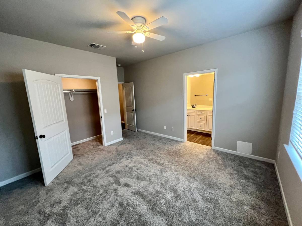 Townhouse for rent at 121st Lane, Lubbock, TX 79424