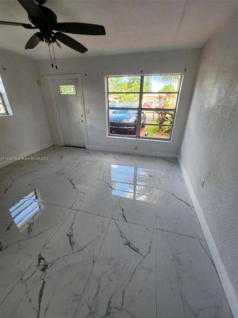 House for rent at 1420 N 70th Ave, Hollywood, FL 33024