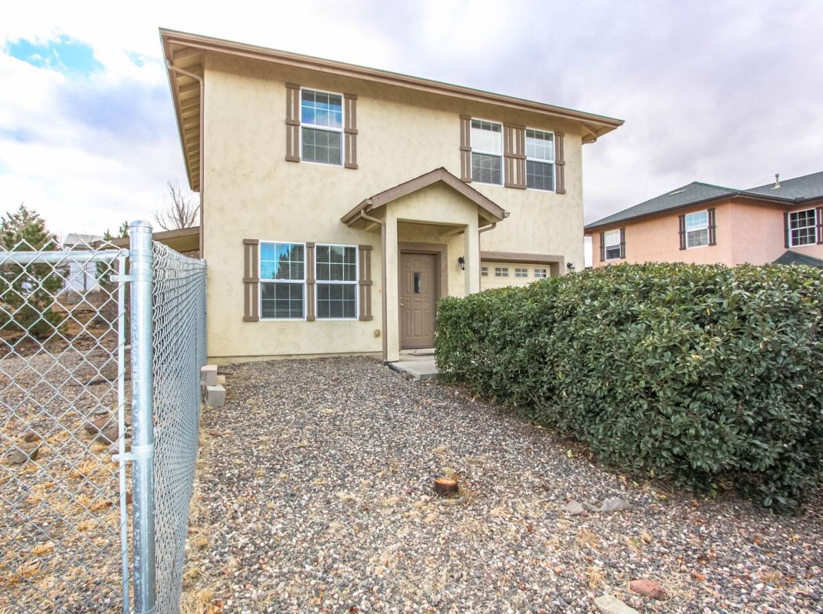 House for rent at 13011 E Cobb Court, Humboldt, AZ 86329