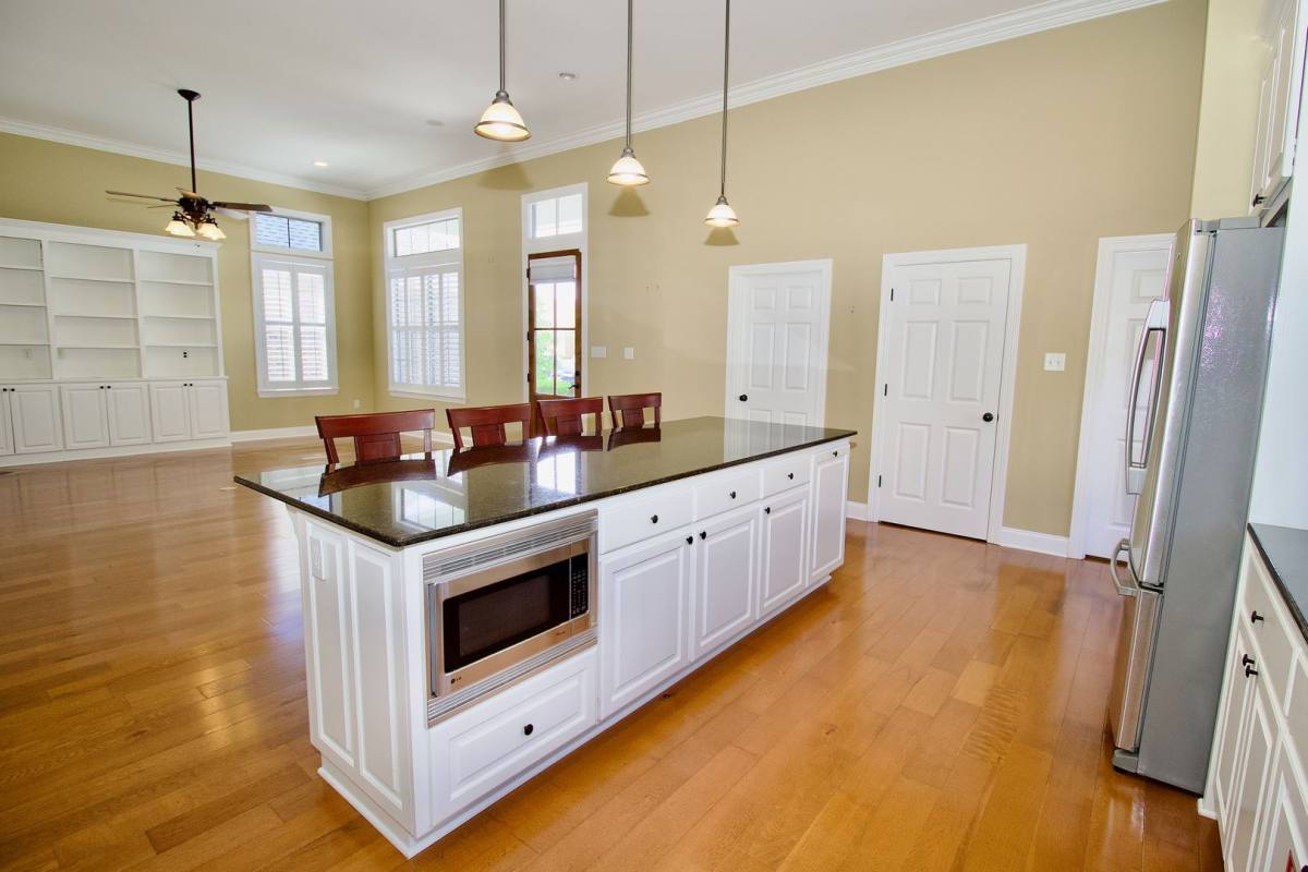 House for rent at 2166 Hillridge Ave, Baton Rouge, LA 70810