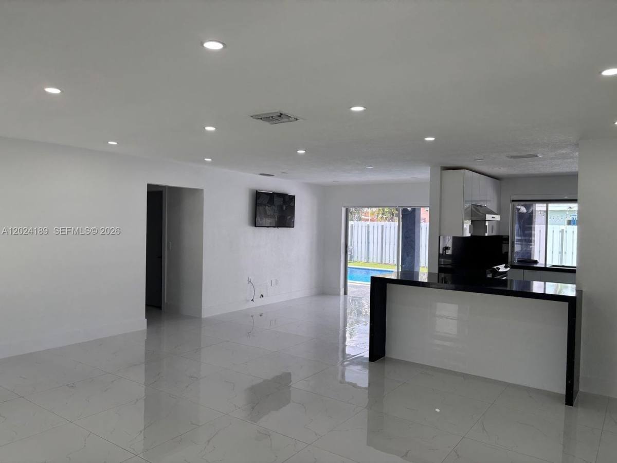 House for rent at 8460 NW 21st St, Fort Lauderdale, FL 33322