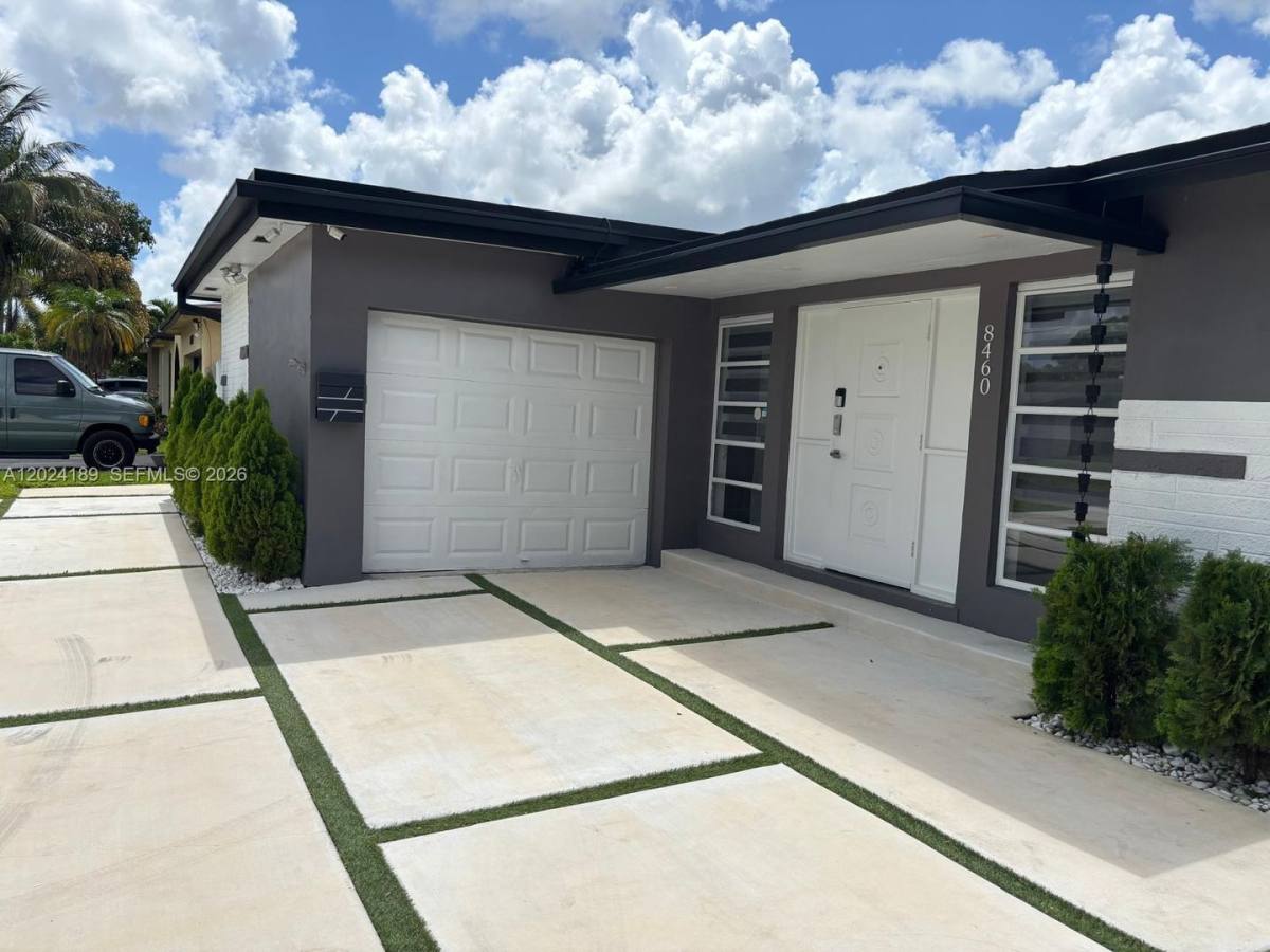 House for rent at 8460 NW 21st St, Fort Lauderdale, FL 33322