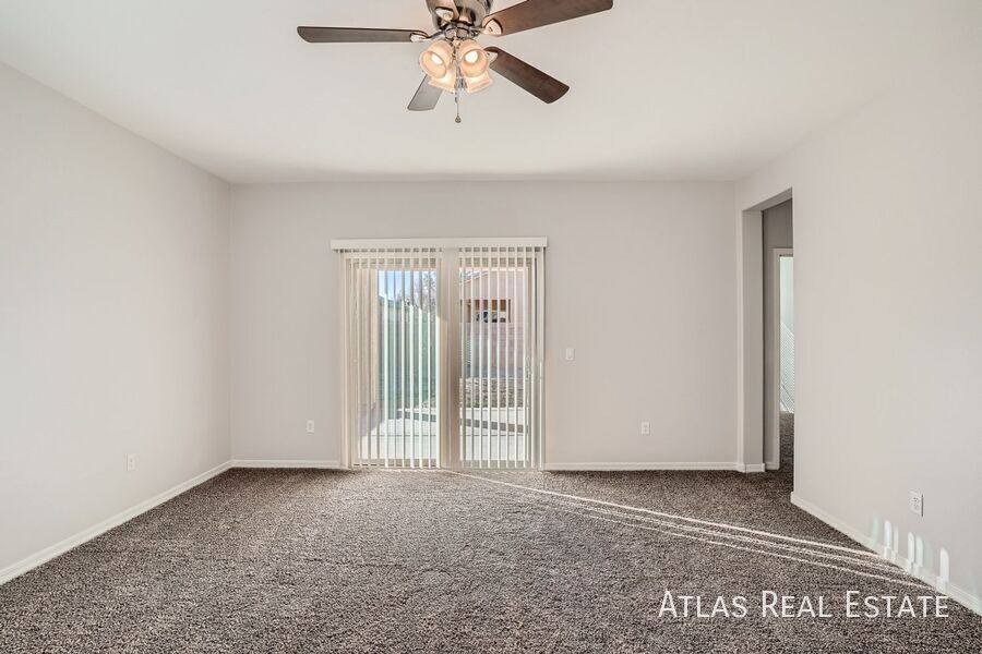 House for rent at 8253 W Razorbill Dr, Tucson, AZ 85757