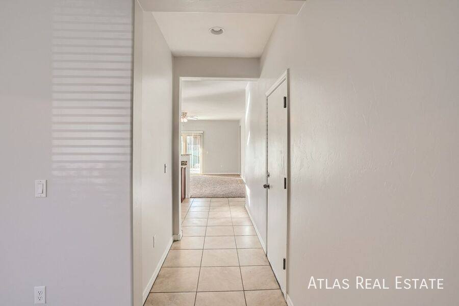 House for rent at 8253 W Razorbill Dr, Tucson, AZ 85757