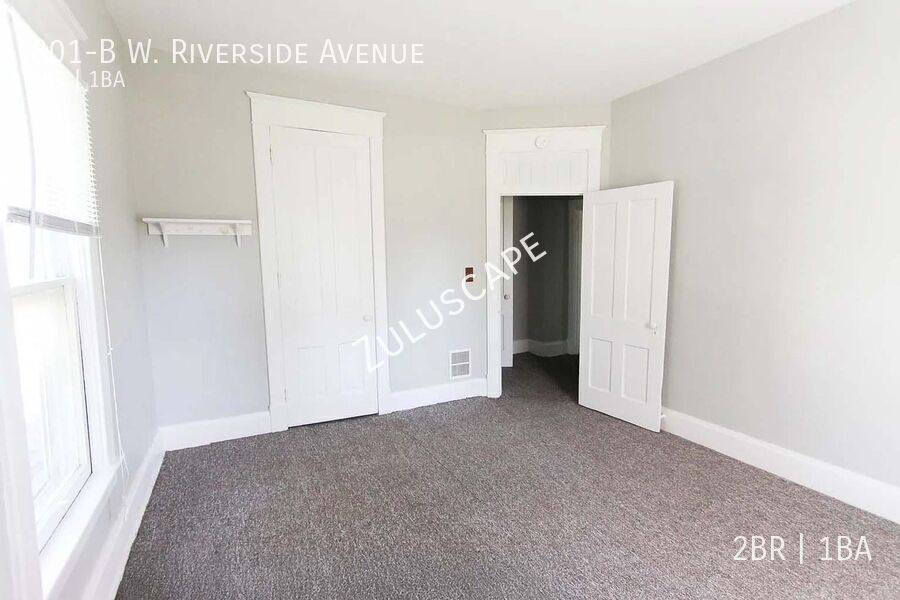 House for rent at 801-B W Riverside Ave, Muncie, IN 47303