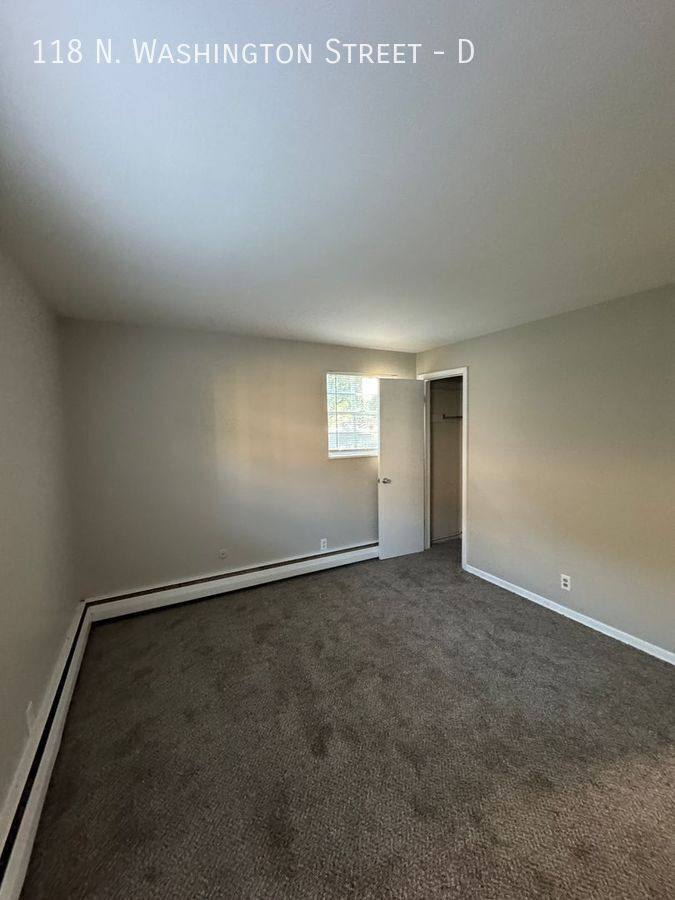 Apartment for rent at 118 N Washington St #D, Delaware, OH 43015