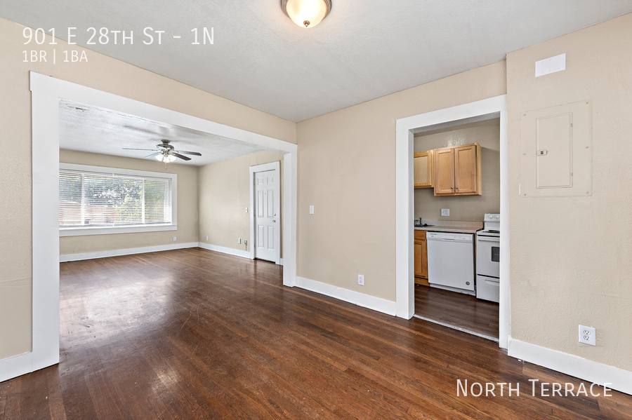 Apartment for rent at 901 E 28th St #1N, Kansas City, MO 64109