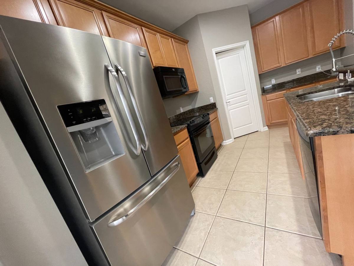 Townhouse for rent at 7727 Fairgrove Ave, Windermere, FL 34786