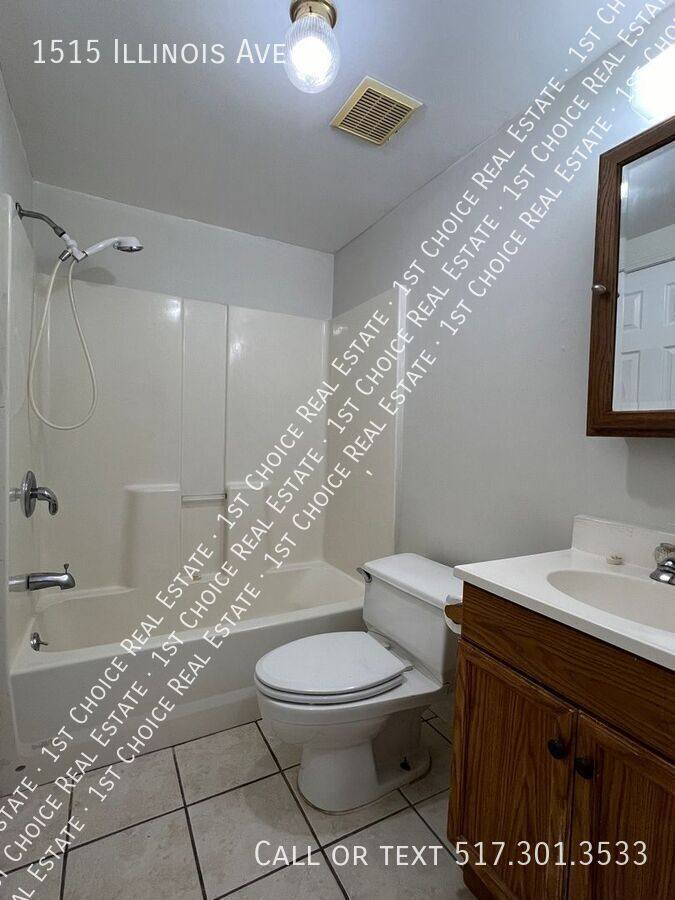 House for rent at 1515 Illinois Ave, Lansing, MI 48906