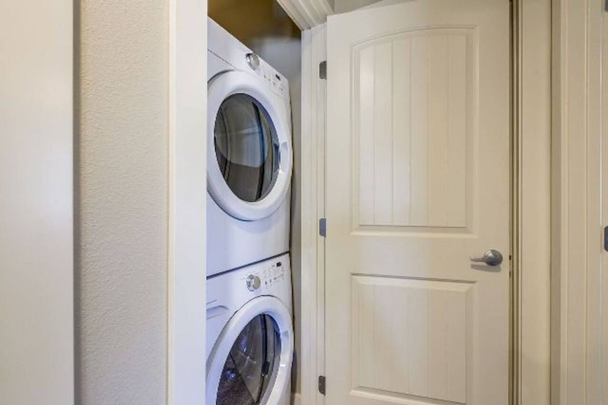 Apartment for rent at 100 S Locust Grove F, Meridian, ID 83642