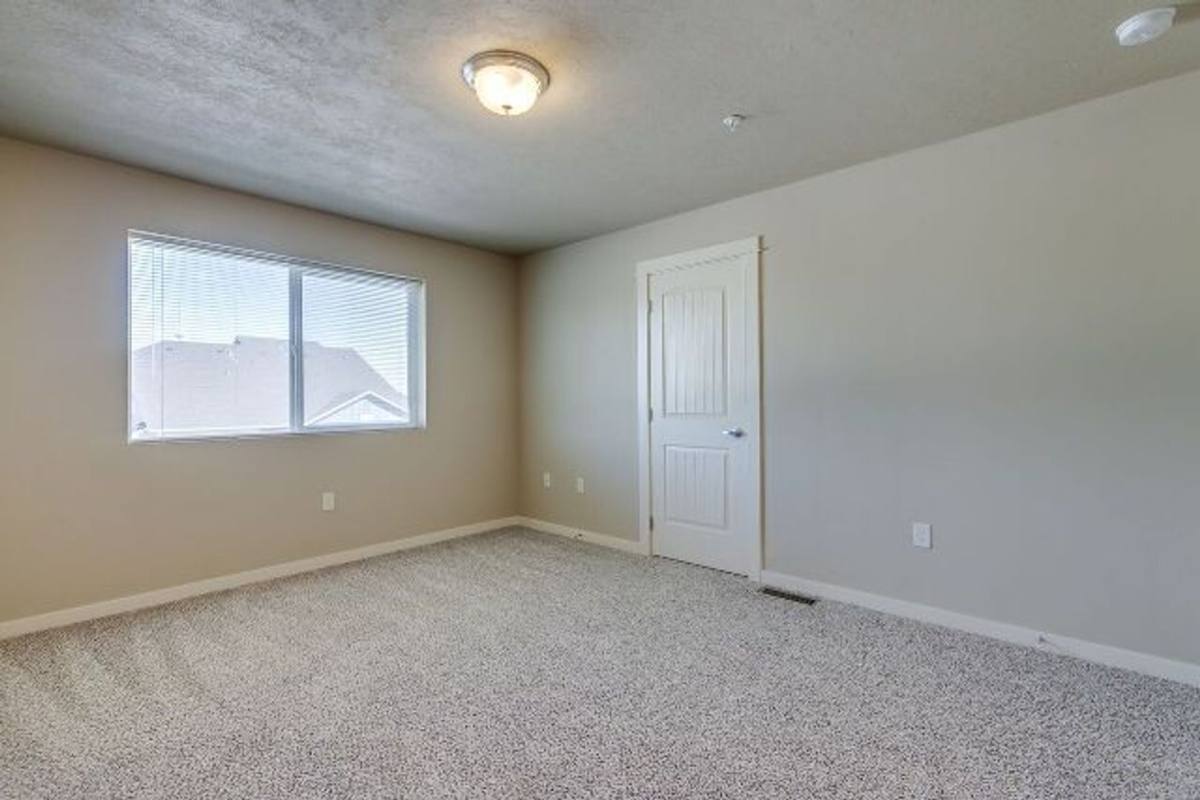 Apartment for rent at 100 S Locust Grove F, Meridian, ID 83642