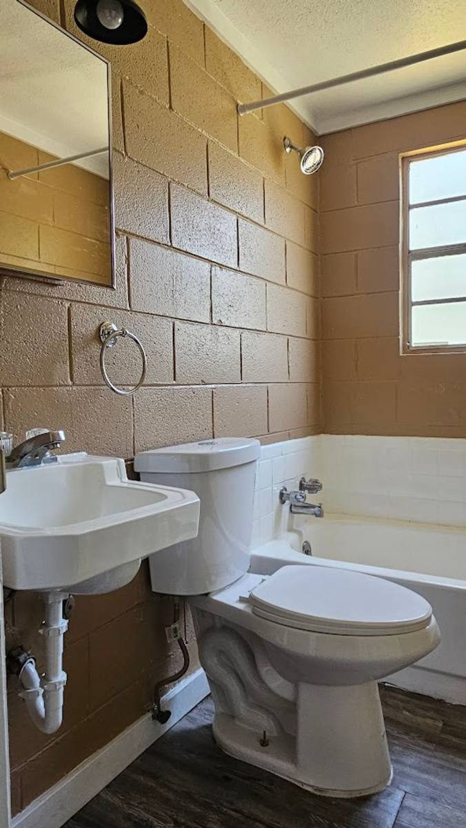 Townhouse for rent at 309 Flintside Dr, Albany, GA 31701