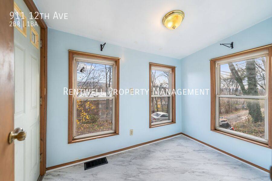 House for rent at 911 12th Ave, Beaver Falls, PA 15010