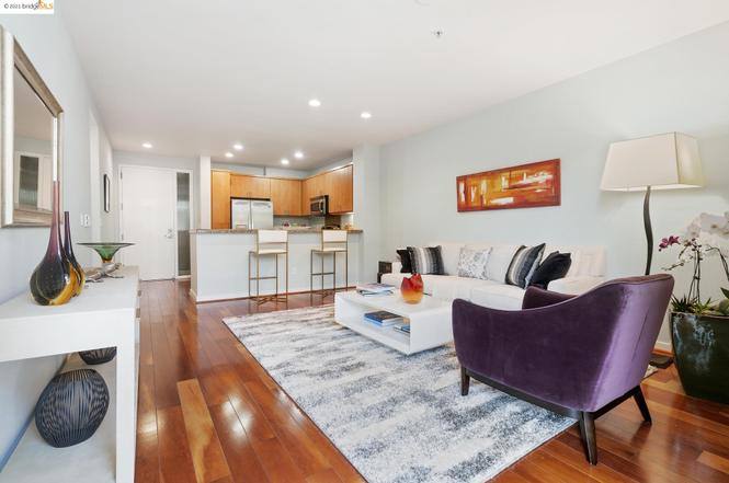 Condo for rent at 3090 Glascock St #306, Oakland, CA 94601