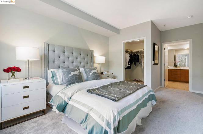 Condo for rent at 3090 Glascock St #306, Oakland, CA 94601