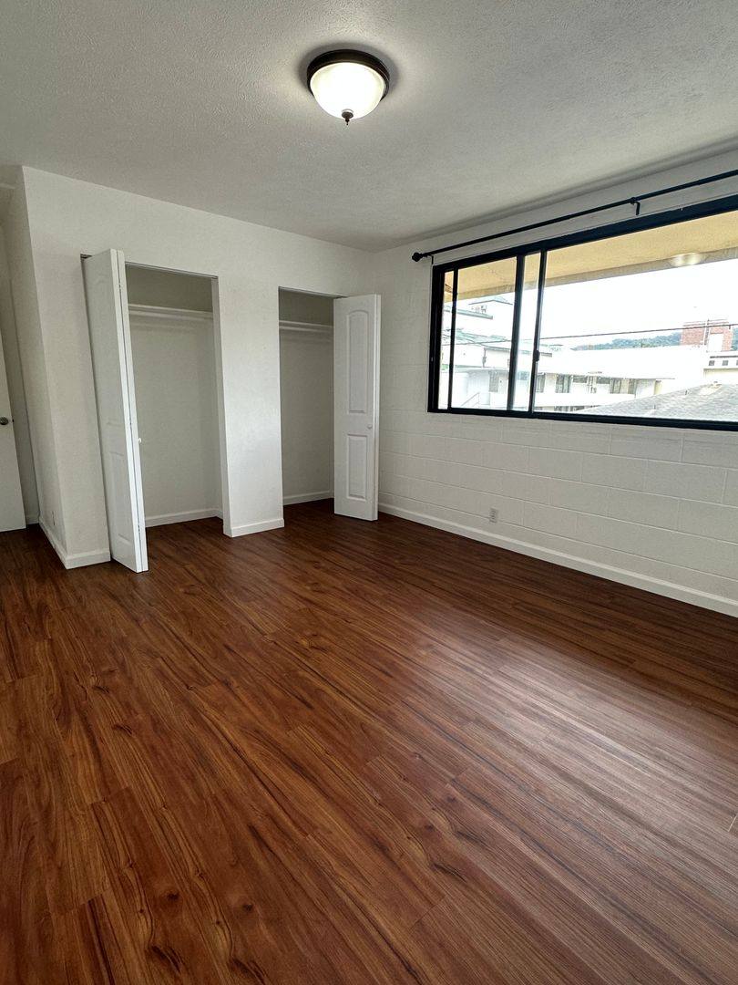 Apartment for rent at 922 Wiliwili St, Honolulu, HI 96826