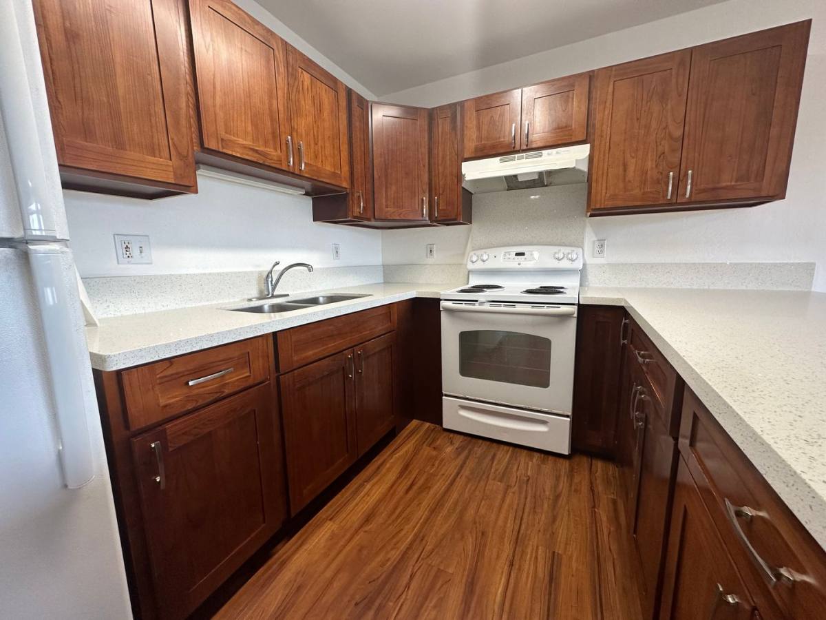 Apartment for rent at 922 Wiliwili St, Honolulu, HI 96826
