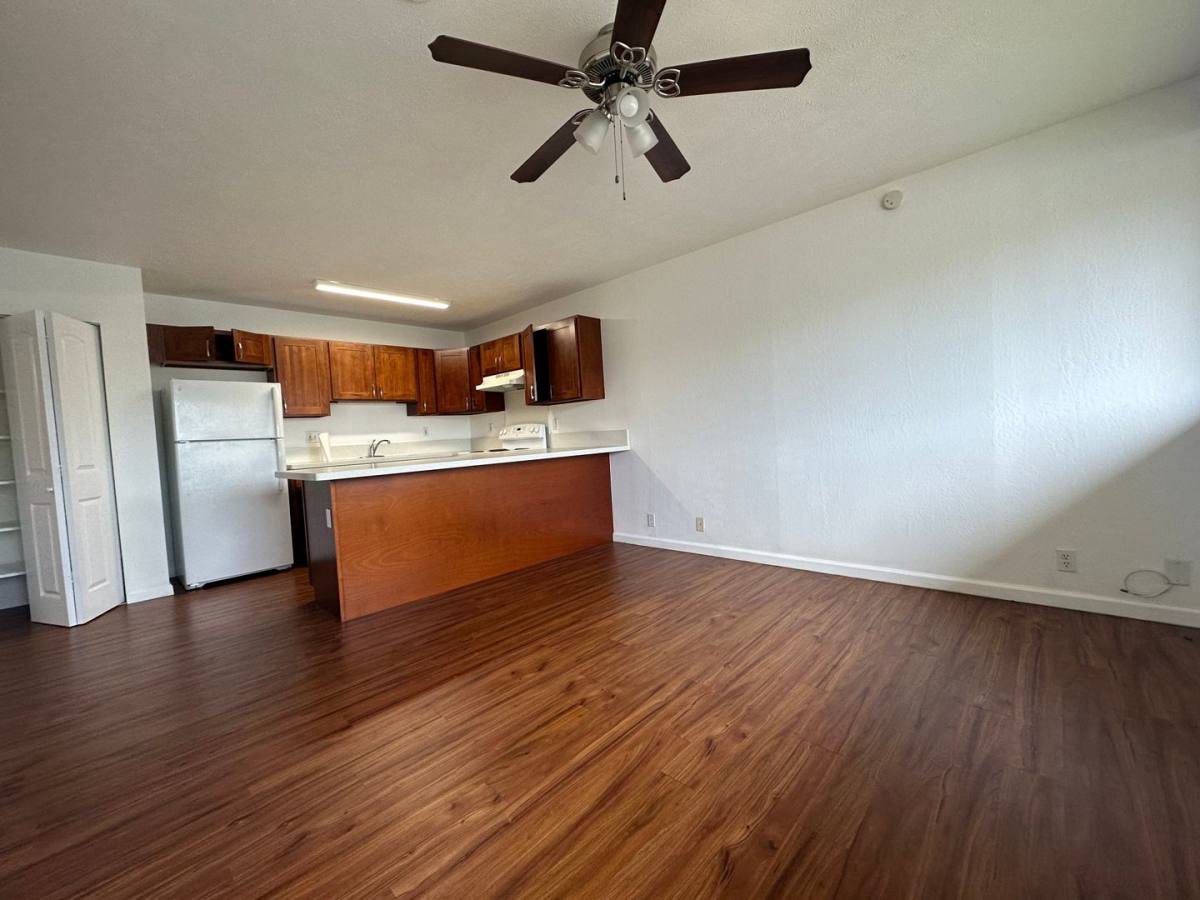 Apartment for rent at 922 Wiliwili St, Honolulu, HI 96826