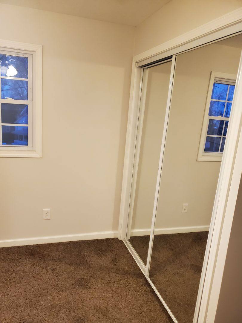 House for rent at 735 14th Ave S, Clinton, IA 52732
