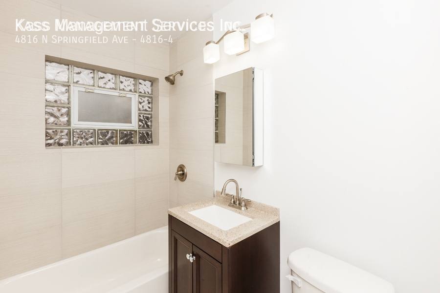 Apartment for rent at 4816 N Springfield Ave #4, Chicago, IL 60625