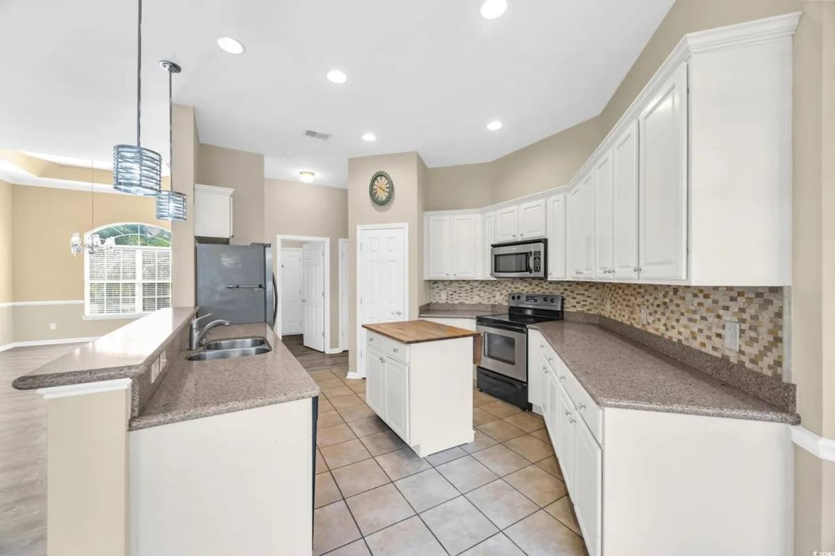 House for rent at 414 Carriage Lake Dr, Little River, SC 29566